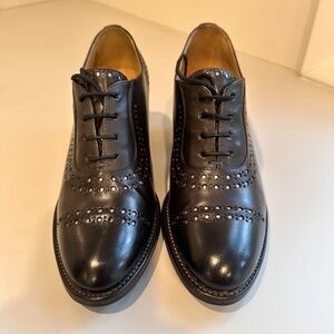Elegant Black Leather Women's Oxfords